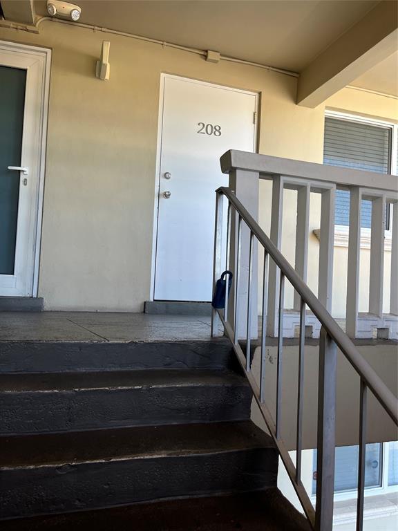2020 Northeast 56th Street, Unit 208 Fort Lauderdale, FL 33308 - Photo 54 of 54 a view of entryway