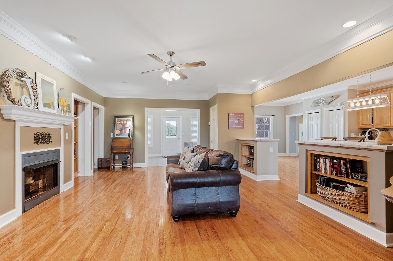 1138 Mallard Way Springfield, TN 37172 - Photo 8 of 50 Gallery Image 8