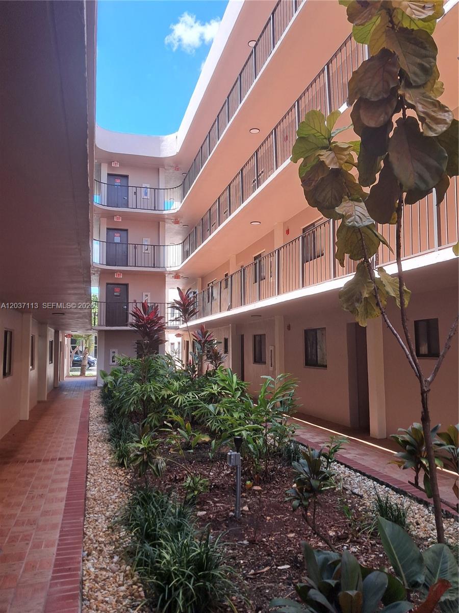 8420 Southwest 133rd Avenue Road, Unit 120 Miami, FL 33183 - Photo 3 of 23