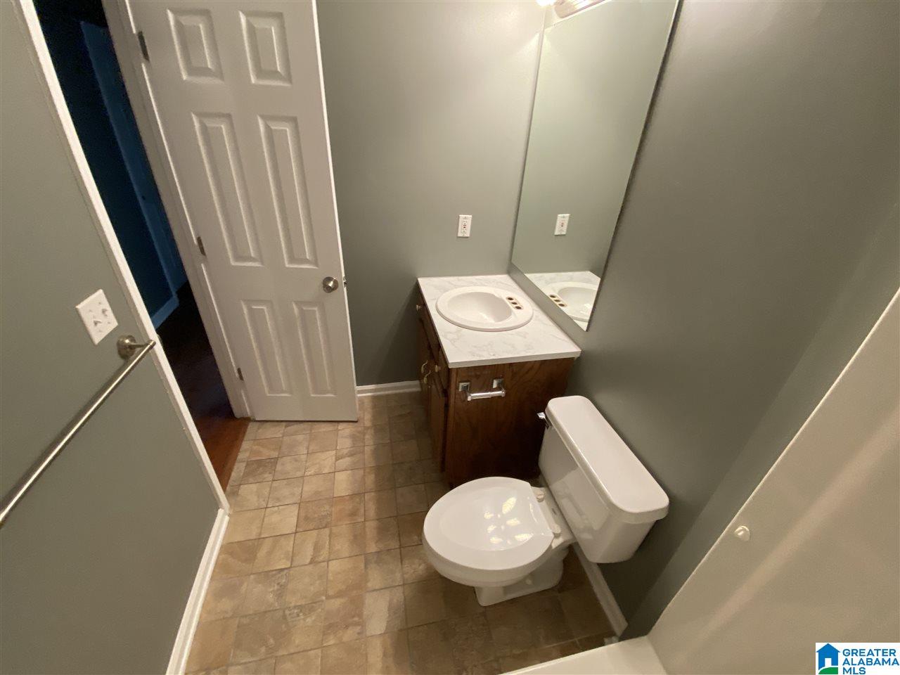 514 Flint Hill Road Bessemer, AL 35022 - Photo 17 of 31