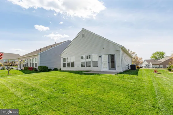 $375,000 | 76 Gladstone Drive, Fredericksburg, VA 22406