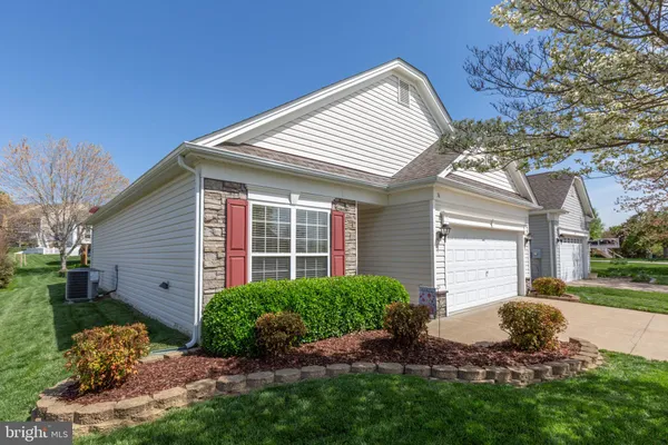 $375,000 | 76 Gladstone Drive, Fredericksburg, VA 22406