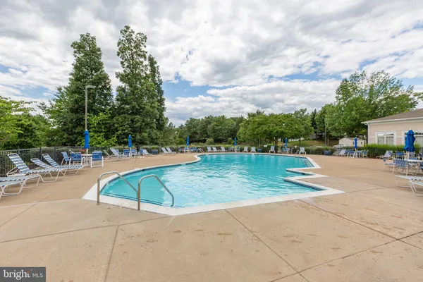 $375,000 | 76 Gladstone Drive, Fredericksburg, VA 22406