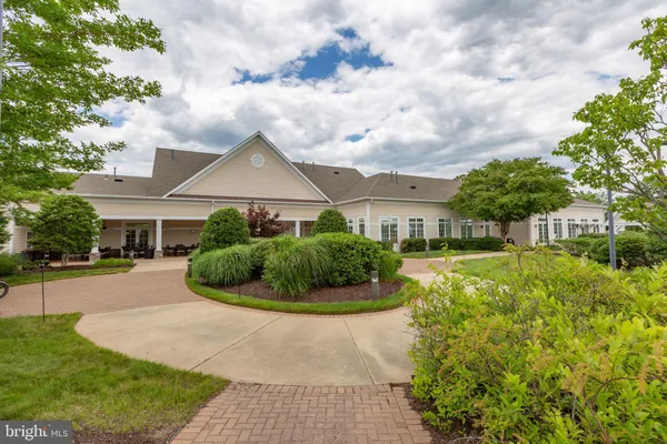 $375,000 | 76 Gladstone Drive, Fredericksburg, VA 22406