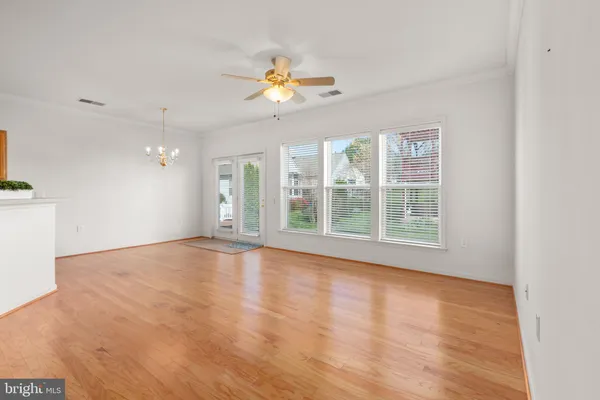 $375,000 | 76 Gladstone Drive, Fredericksburg, VA 22406