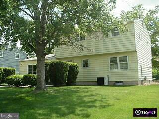 20 Vicksburg Road Laurel Springs, NJ 08021 - Photo 2 of 6