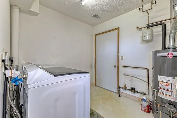 $235,000 | 216 Draw Bridge Court, Greensburg, PA 15601