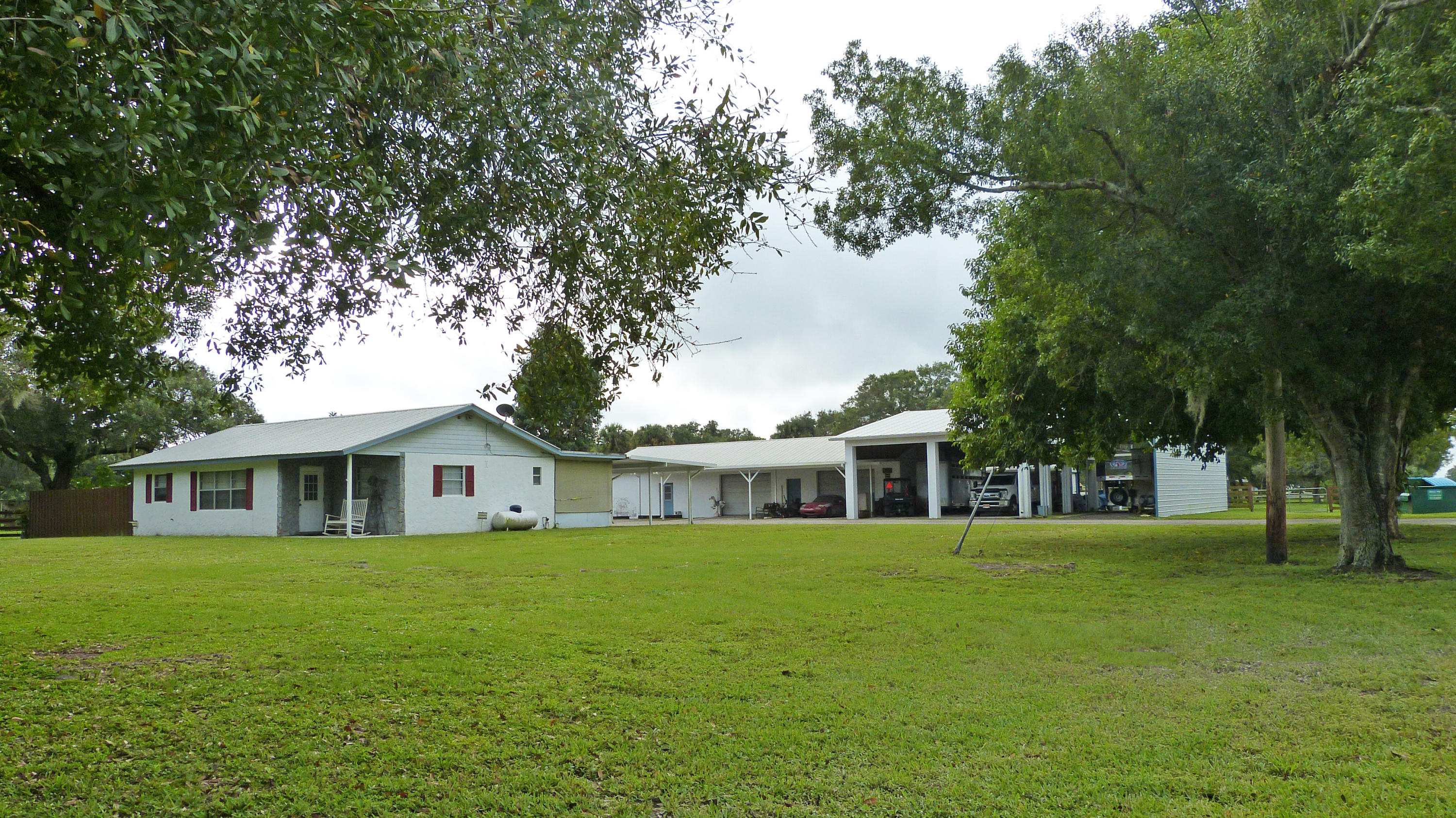 500 Coker Road Fort Pierce, FL 34945 - Photo 2 of 35 House & shop