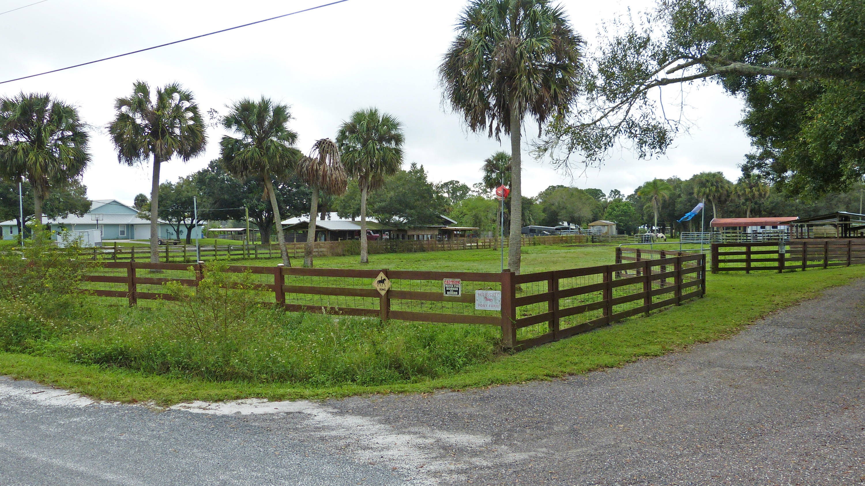 500 Coker Road Fort Pierce, FL 34945 - Photo 26 of 35 P1020313