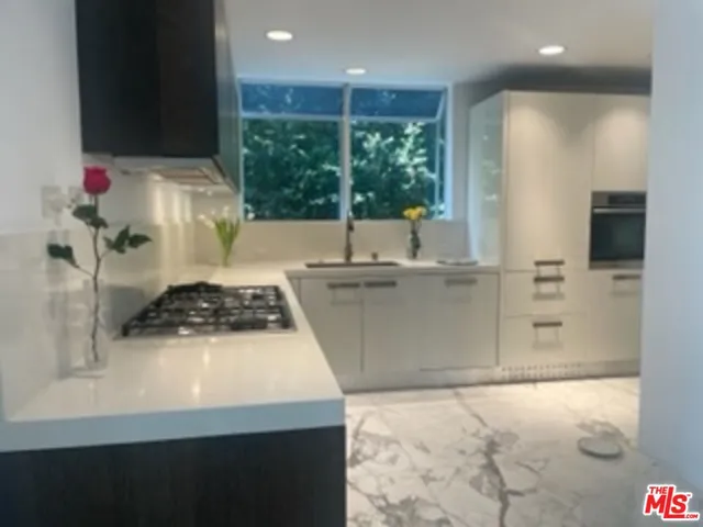 $4,995,000 | 9033 Vista Grande Street, West Hollywood, CA 90069