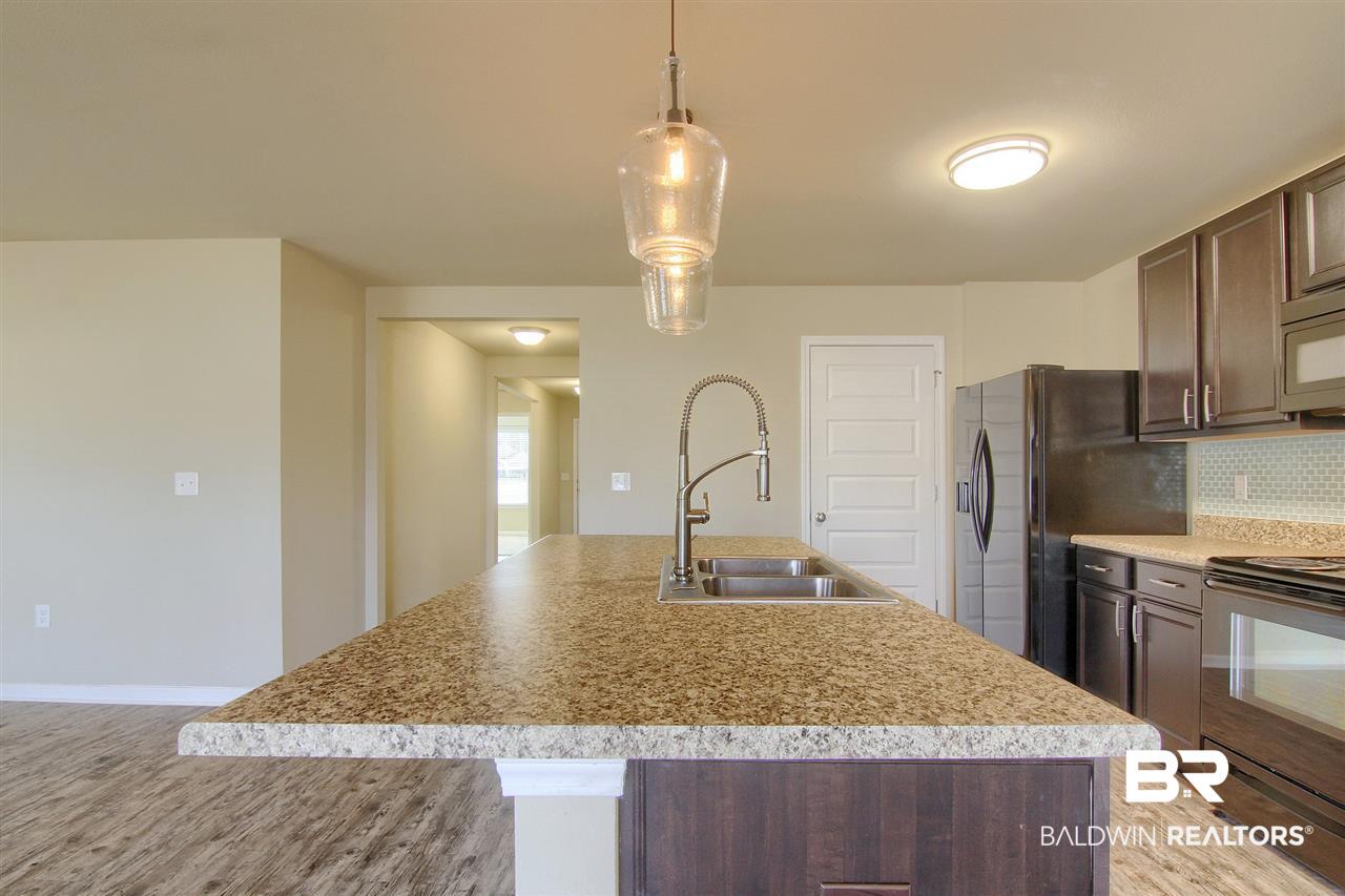 17473 Harding Drive Foley, AL 36535 - Photo 5 of 33