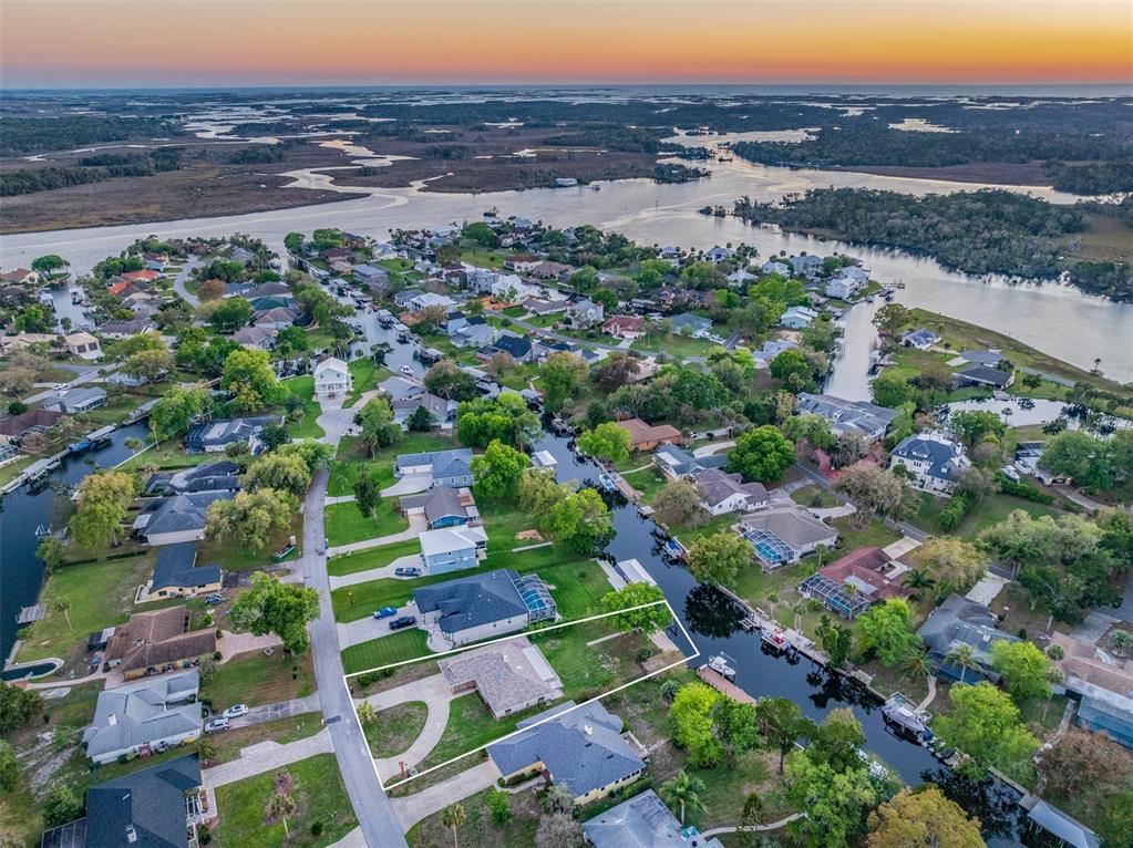 5012 South Deepwater Point Homosassa, FL 34448 - Photo 39 of 42 an aerial view of multiple house