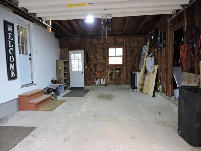 $269,900 | 21 Airport Road, Norridgewock, ME 04957