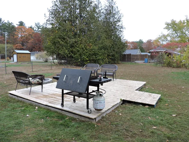 $269,900 | 21 Airport Road, Norridgewock, ME 04957