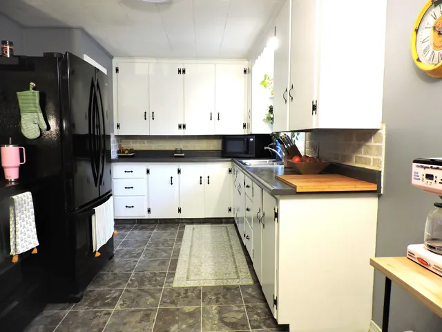 $269,900 | 21 Airport Road, Norridgewock, ME 04957