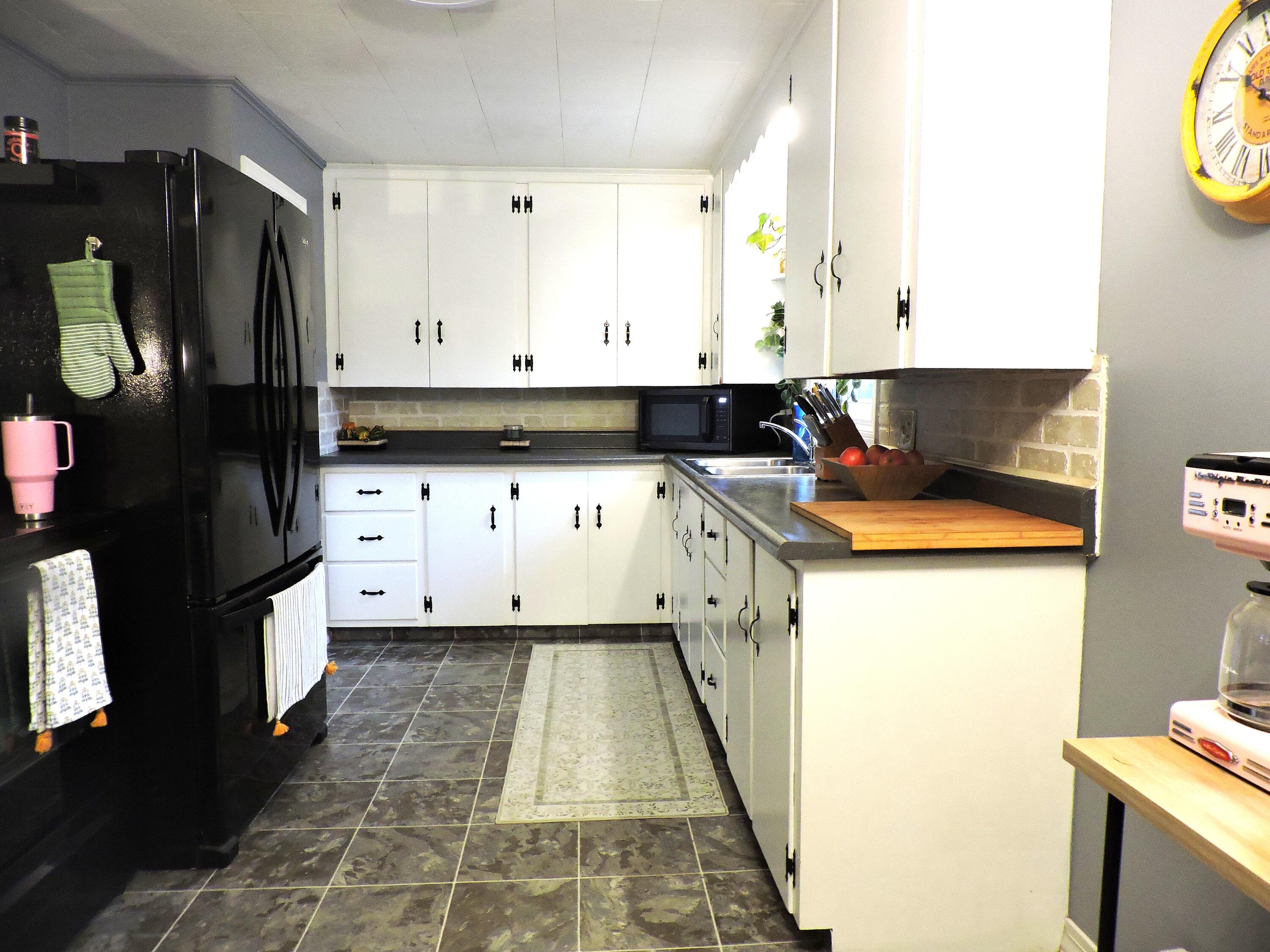 21 Airport Road Norridgewock, ME 04957 - Photo 5 of 35 DSCN5851