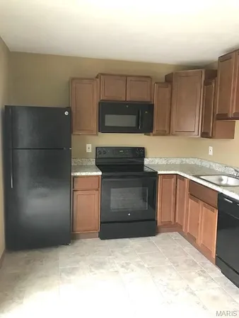 $1,150 | 26 Sarpy Road, Unit E, Belleville, IL 62221