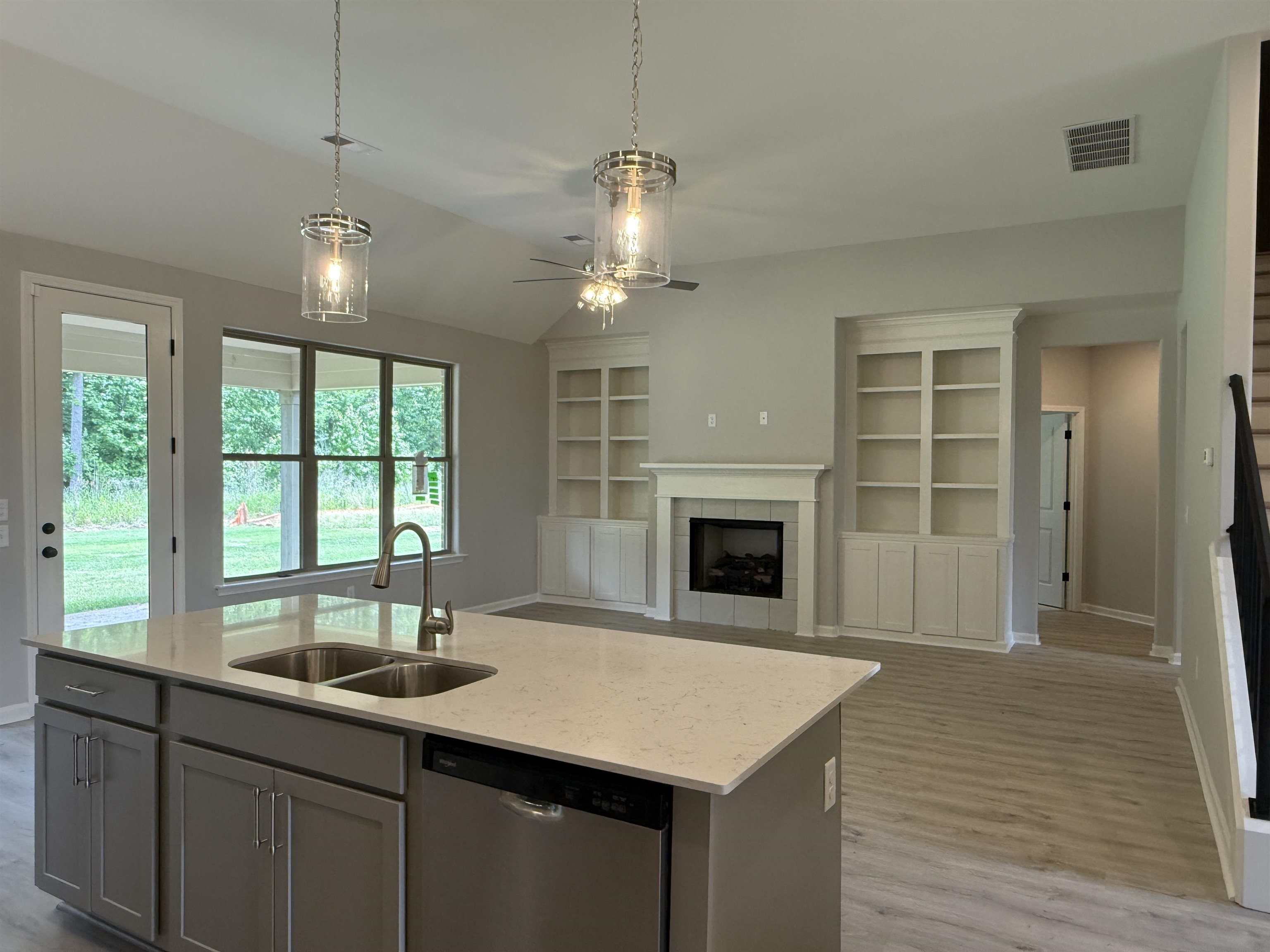195 Ridgefield Drive Oakland, TN 38060 - Photo 6 of 29
