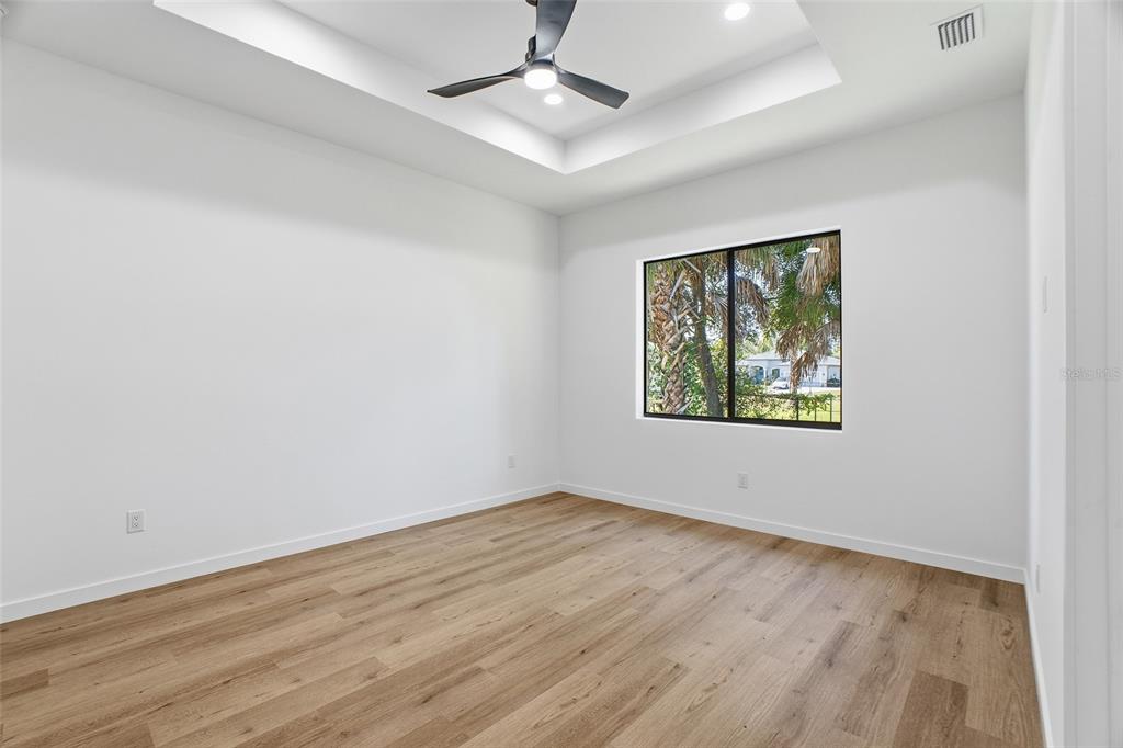 4025 Cinderella Road North Port, FL 34286 - Photo 14 of 35