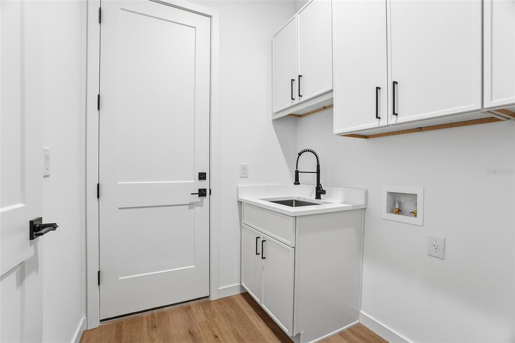 4025 Cinderella Road North Port, FL 34286 - Photo 21 of 35