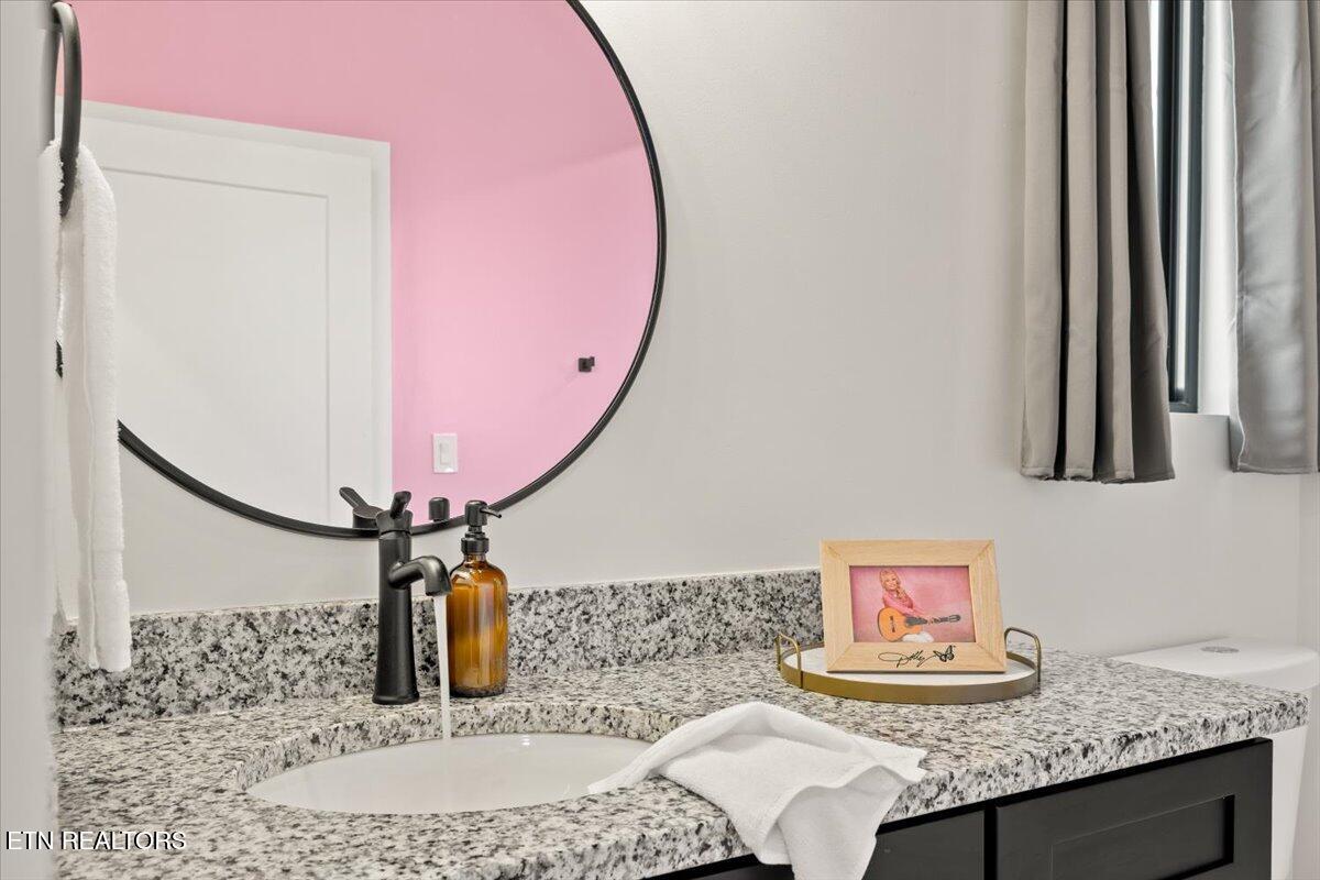 1353 Reedmont Way Sevierville, TN 37876 - Photo 13 of 39 008-128A8521