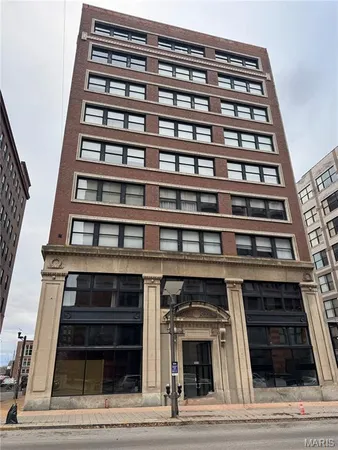 $225,000 | 1619 Washington Avenue, Unit 802, St. Louis, MO 63103