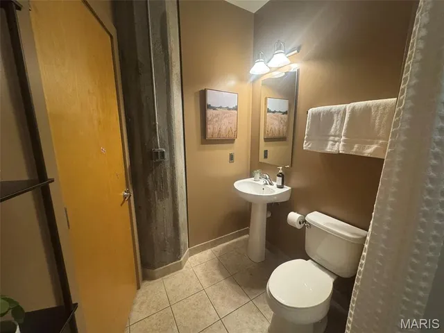 $230,000 | 1619 Washington Avenue, Unit 802, St. Louis, MO 63103