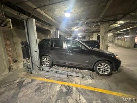 $230,000 | 1619 Washington Avenue, Unit 802, St. Louis, MO 63103