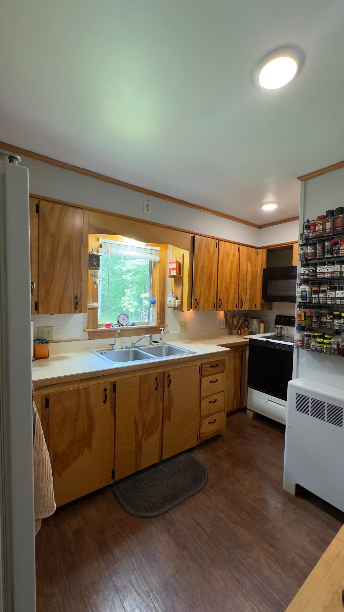121 Knowlton Corner Road Farmington, ME 04938 - Photo 14 of 29 Kitchen1