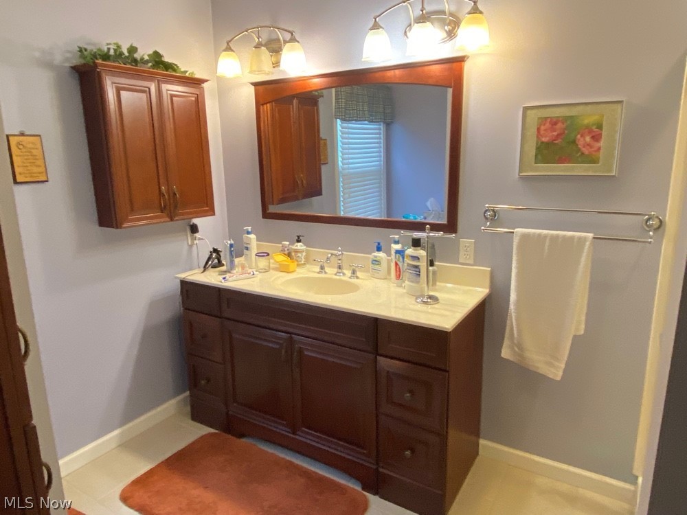 2460 Burnham Road Akron, OH 44333 - Photo 12 of 25 Gallery Image 12