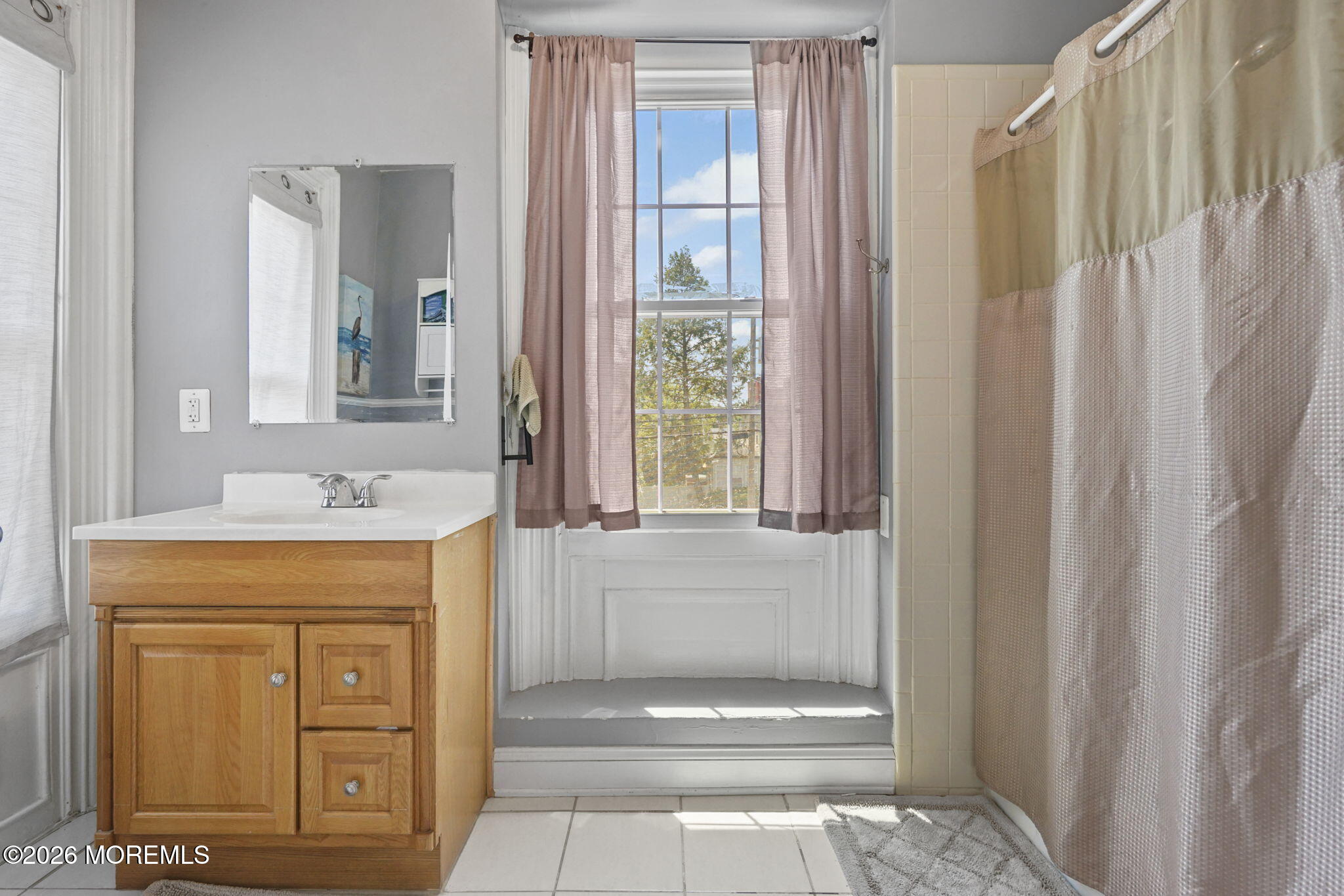 103 Main Street, Unit UPSTAIRS Keyport, NJ 07735 - Photo 20 of 27 Common Full Bath #1