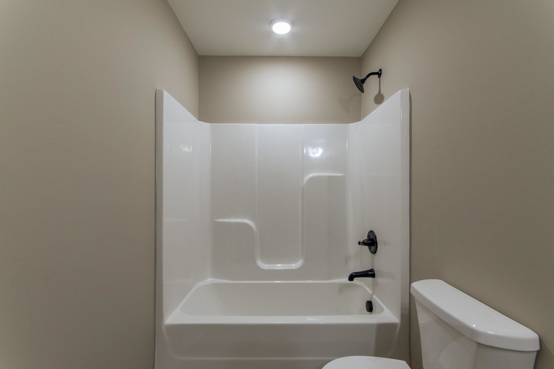 1471 Chambers Store Road Michie, TN 38357 - Photo 26 of 38 Full bathroom with toilet