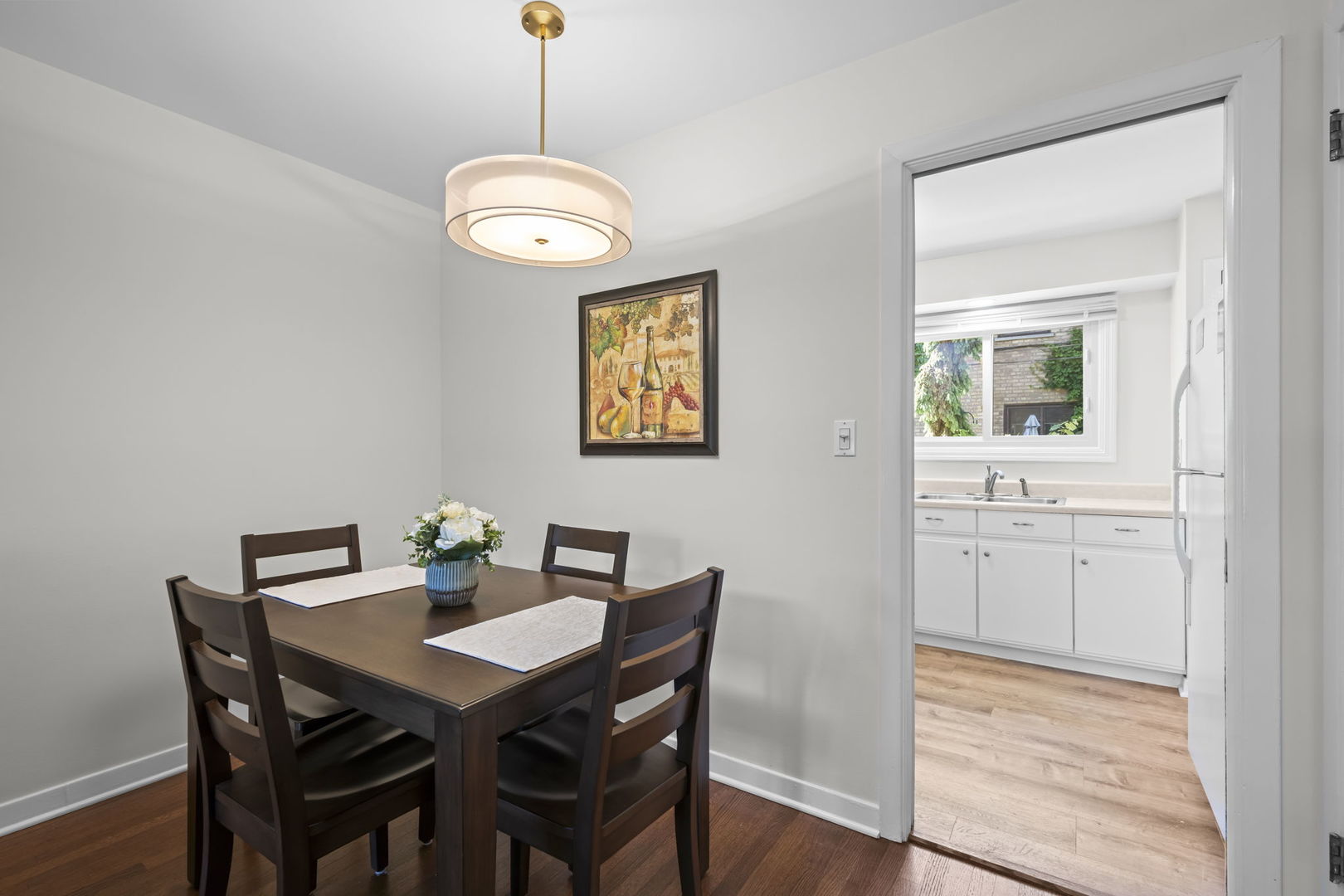 519 1/2 Ridge Road Wilmette, IL 60091 - Photo 5 of 20