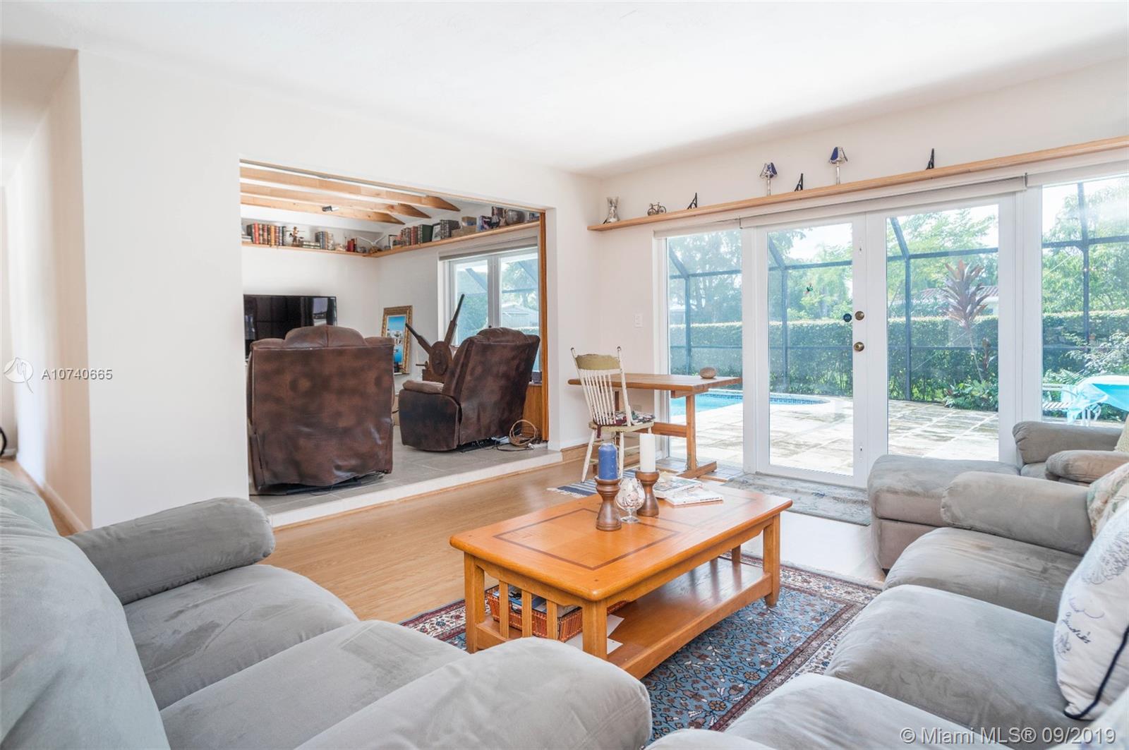 10550 Southwest 98th Street Miami, FL 33176 - Photo 2 of 27