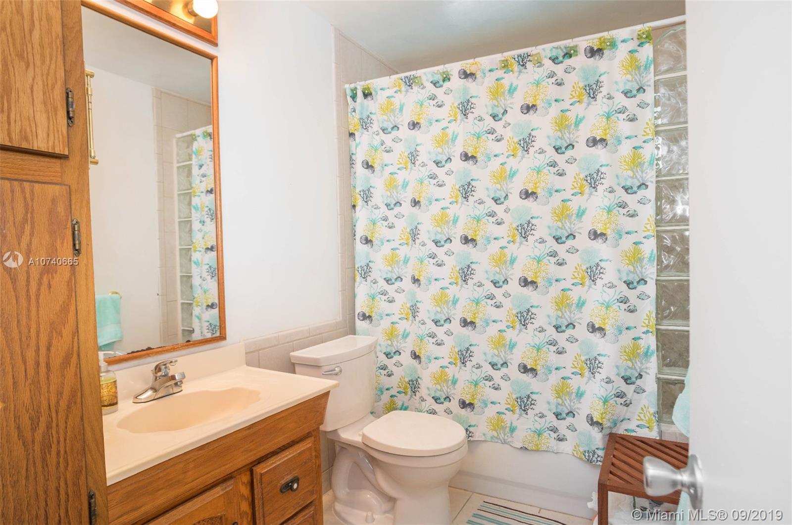 10550 Southwest 98th Street Miami, FL 33176 - Photo 14 of 27