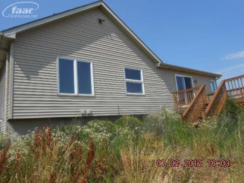 7366 East Farrand Road Millington, MI 48746 - Photo 3 of 13 20220590-2.JPG
