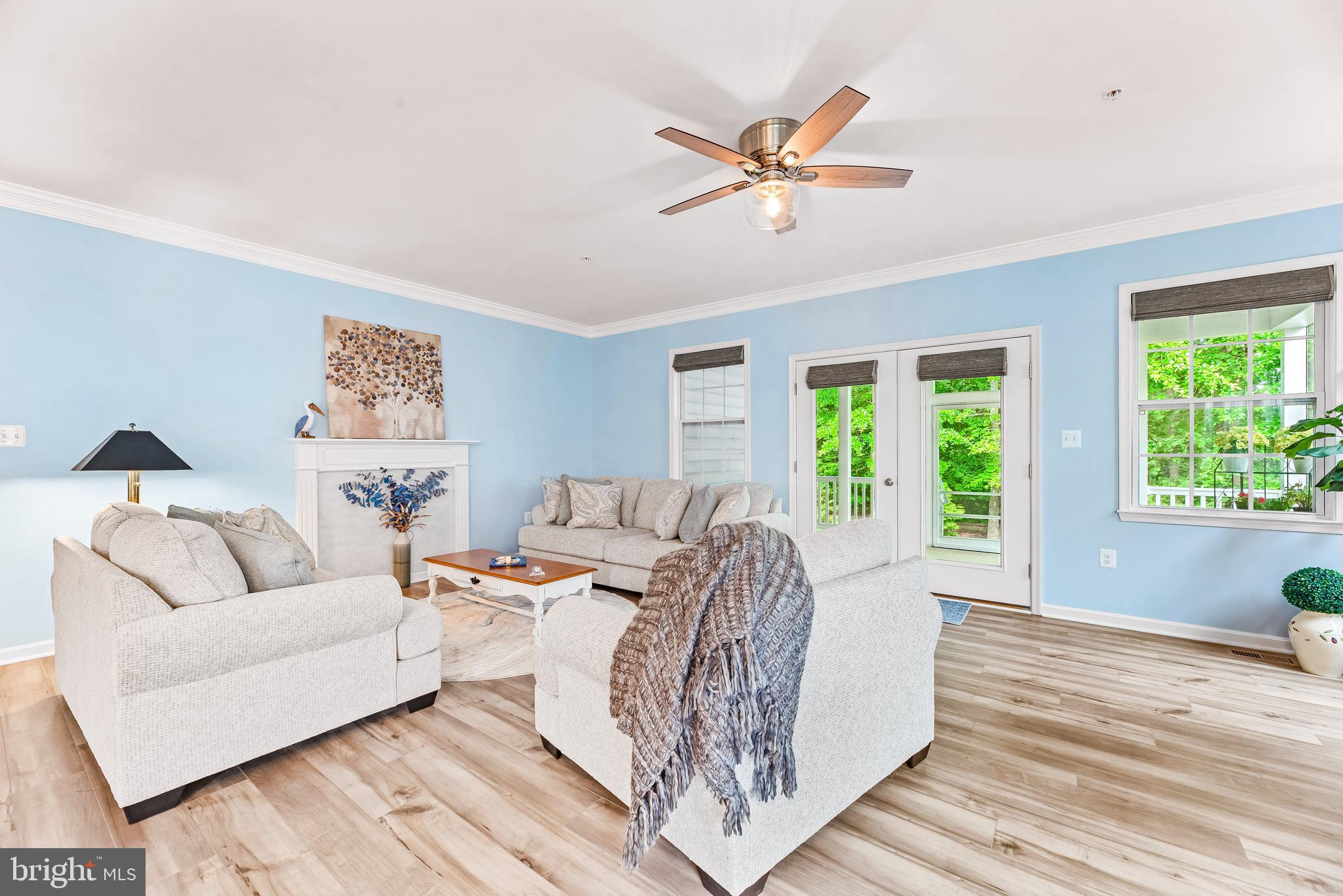 456 Creek View Drive Solomons, MD 20688 - Photo 12 of 33 Living Room