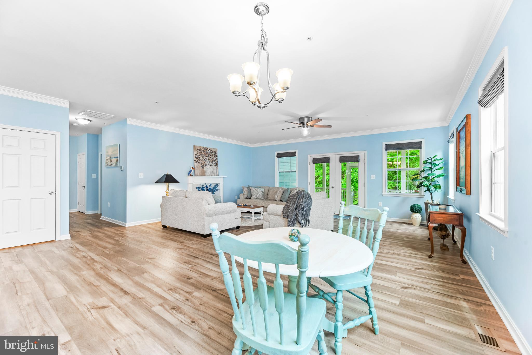 456 Creek View Drive Solomons, MD 20688 - Photo 9 of 33 Table space