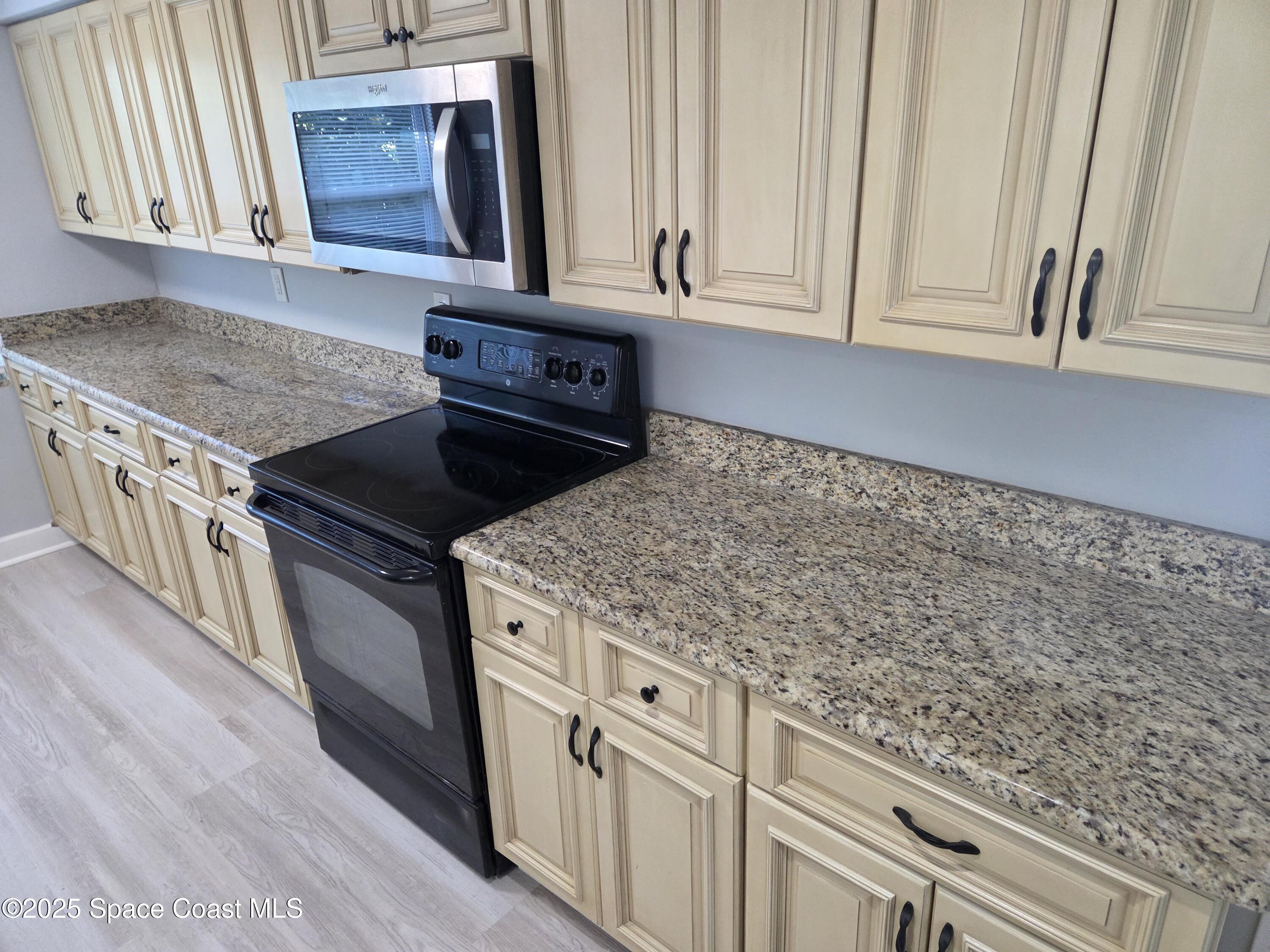 2320 Shell Avenue Indialantic, FL 32903 - Photo 8 of 14 kitchen