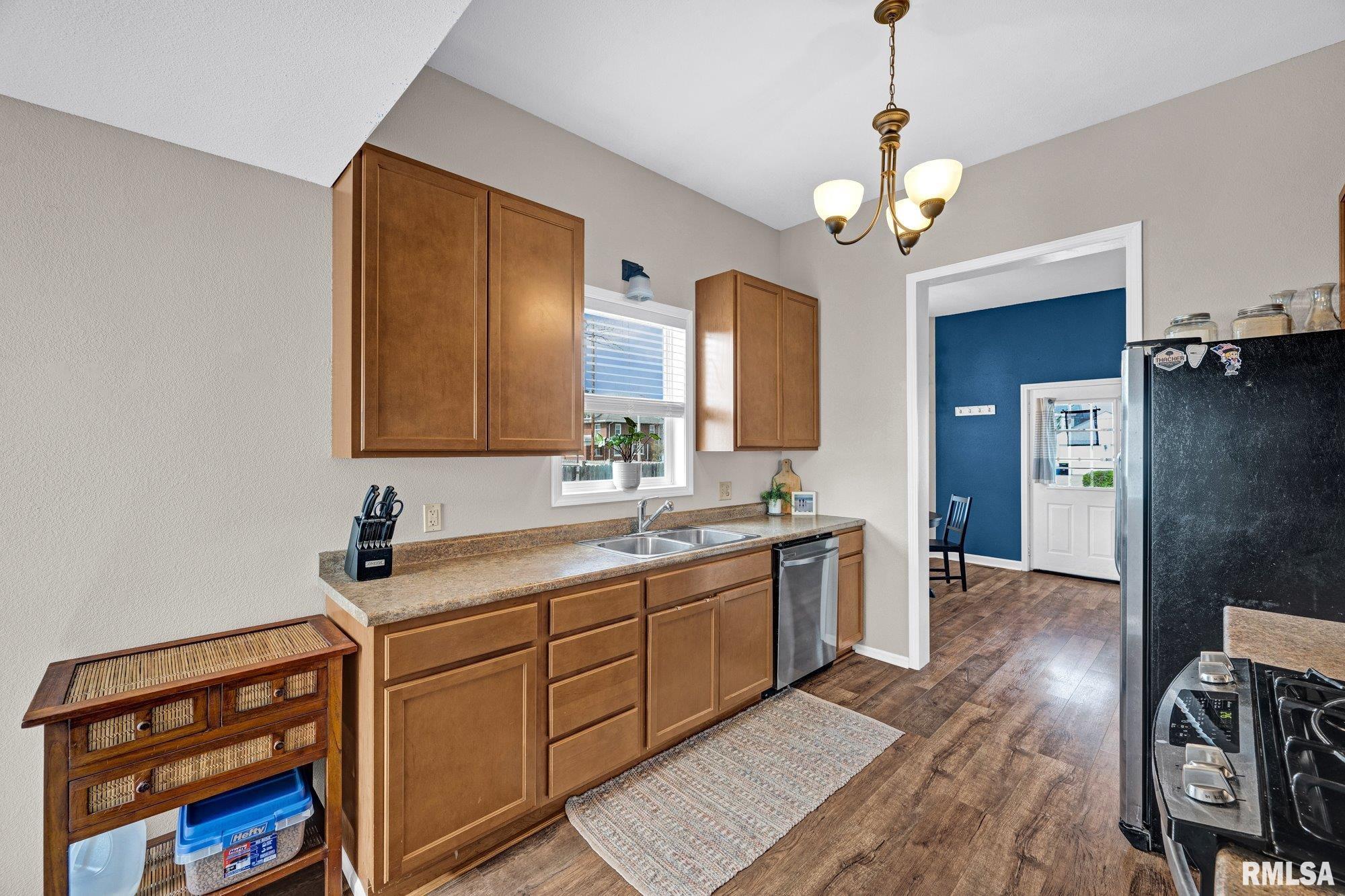 504 East Adams Street Morton, IL 61550 - Photo 17 of 39