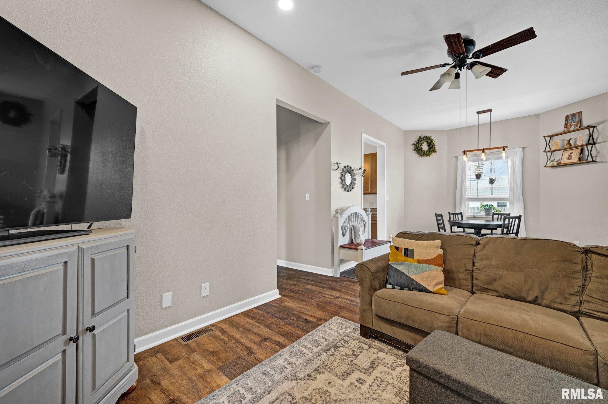 504 East Adams Street Morton, IL 61550 - Photo 7 of 39
