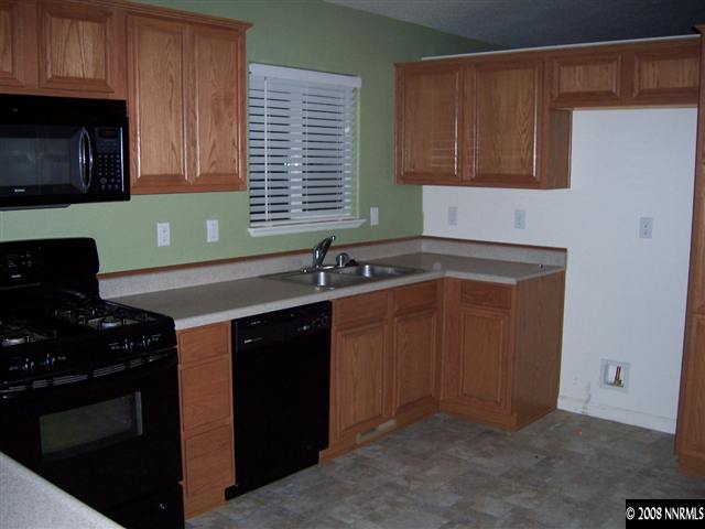 18228 Pin Oak Court Reno, NV 89508 - Photo 3 of 5 Photo 3