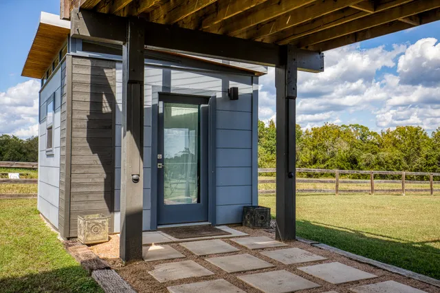 a view of a flower in a garden