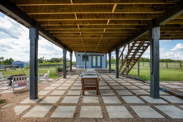 a view of outdoor space with mountain view