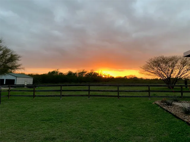 $850,000 | 16611 Fm 1155 Street East, Washington, TX 77880