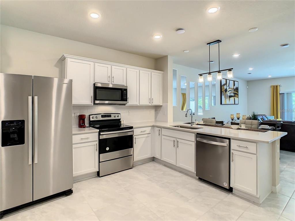 2615 Buena View Road Kissimmee, FL 34746 - Photo 9 of 32 Gallery Image 9