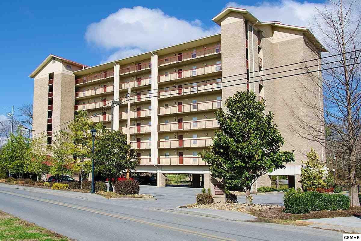 3919 South River Road, Unit 301 Pigeon Forge, TN 37863 - Photo 1 of 18 Gallery Image 1