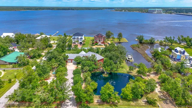 $1,988,500 | 400 West 2nd Street, Lynn Haven, FL 32444