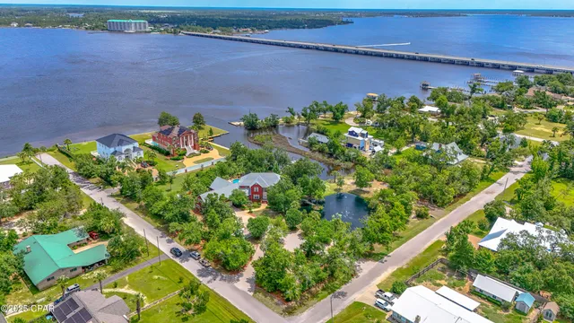 $1,988,500 | 400 West 2nd Street, Lynn Haven, FL 32444