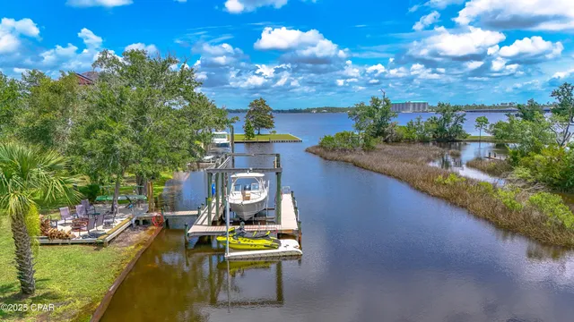 $1,988,500 | 400 West 2nd Street, Lynn Haven, FL 32444